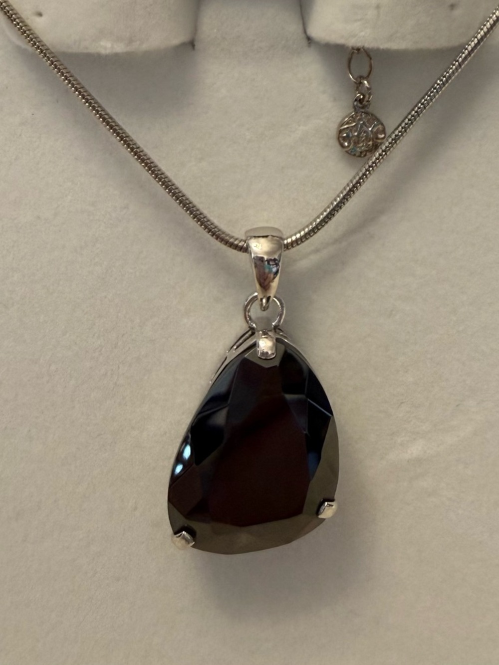 Sterling Silver Black Teardrop Pendant Necklace